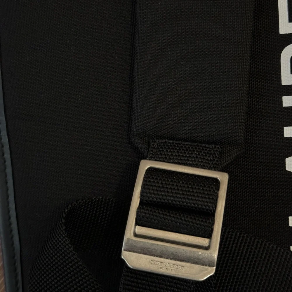 Saint Laurent skateboard carrying case - Picture 5 of 6